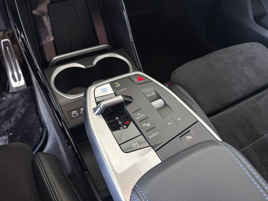 BMW iX2 eDrive20 67 kWh
