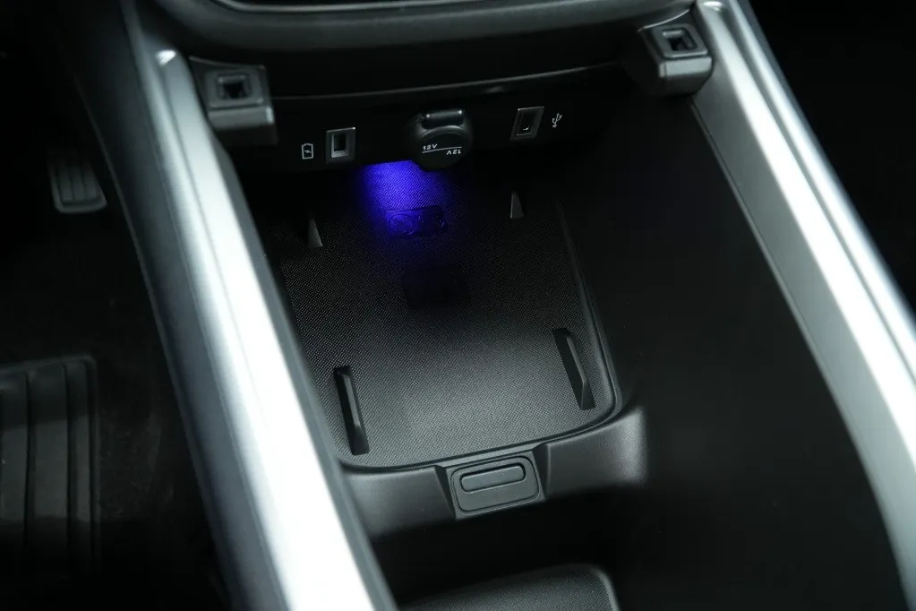 Jeep Avenger Summit 54kWh | Pano | Infotainment | Winter | Camera | 18'