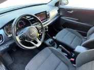 Kia Stonic 1.0 T-GDi MHEV DynamicLine | Volledig dealer onderhouden | Trekhaak | Navigatie | Apple CarPlay & Android Auto |