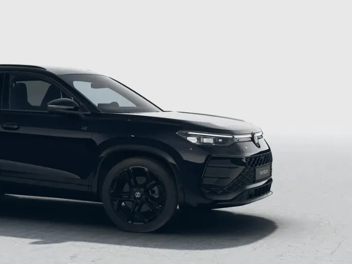 Volkswagen Tayron R-Line Edition 1.5 eHybrid 204 PK 6 versn. DSG · Black Style Pakket · Trekhaak inklapbaar, met elektrische ontgrendeling, incl. aanhangermanoeuvreerhulp Trailer Assist · Prijs is inclusief inruilpremie ·