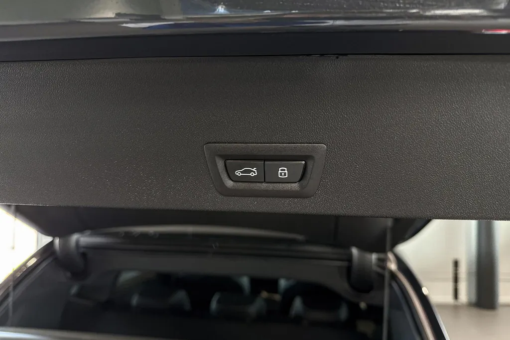 BMW iX3 40 eDrive 83 kWh