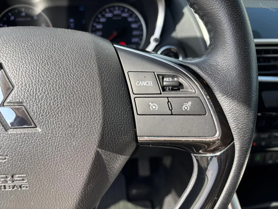 Mitsubishi Eclipse Cross 1.5 DI-T First Edition | Camera | Cruise | Stoel, Stuur en voorruit verw |