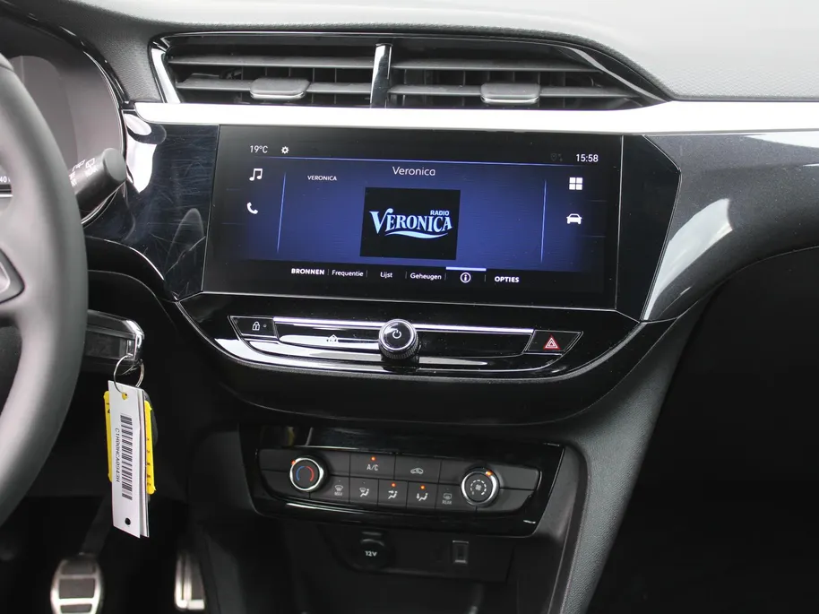 Opel Corsa 1.2 Turbo GS | Camera | Cruise | Parkeersensoren v+a | Dodehoeksensor | Apple Carplay/Android Auto | LED | 16' LM | Airco |