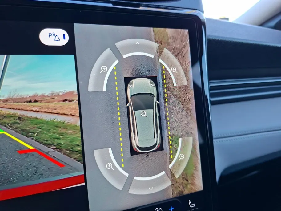 Ford Puma Gen-E 46,8 kWh | Winterpack | Afn. Trekhaak | Driver assistancepack | 17' Lichtmetaal | 360Camera | Adaptive Cruisecontrol | Dodehoekdetectie | Led verlichting | Apple Carplay&Android Auto | Nieuw te bestellen |
