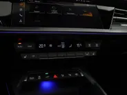 Audi A3 Sportback 40 TFSIe S-Tronic 204 pk S Edition · Panoramadak · Camera · HUD Head-up display · SONOS · Ambient light Pro · Elek. Achterklep · 18 inch · Garantie t/m 07-08-2030 of 100.000km