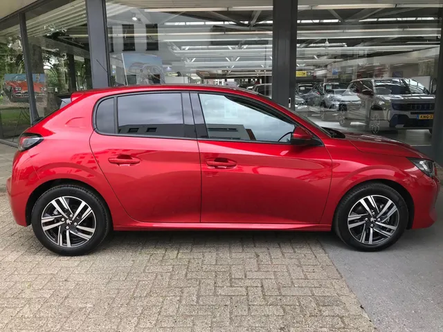 Peugeot 208 1.2 PureTech Allure Pack
