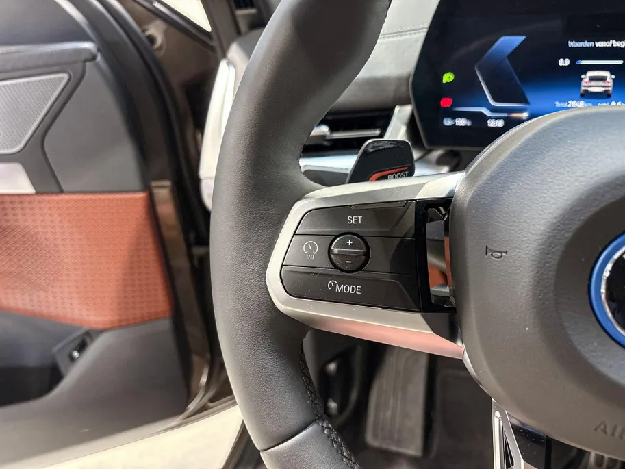 BMW iX2 eDrive20 M Sport Edition Innovation Pack
