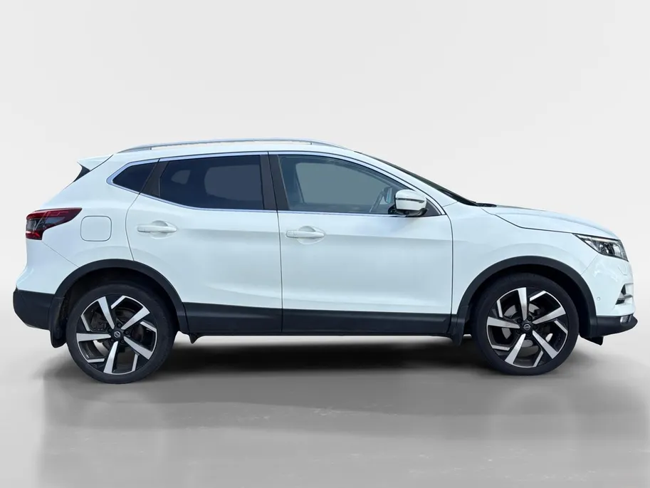 Nissan QASHQAI 1.3 DIG-T Tekna | Elektrische bestuurderstoel | Garantie t/m 2029 | Trekhaak | 360 graden camera | Automaat