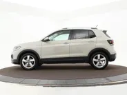 Volkswagen T-Cross 1.5 TSI 150pk DSG Style · Apple/Android Car Play · Stoelverwarming · LED verlichting