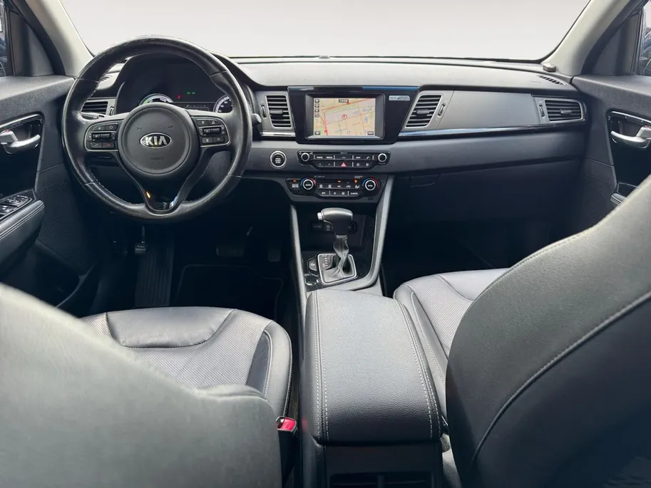 Kia Niro 1.6 GDi Hybrid BusinessLine | Airco | Navi | Camera | Trekhaak | Leder | Stoelverwarming| Stuurverwarming |