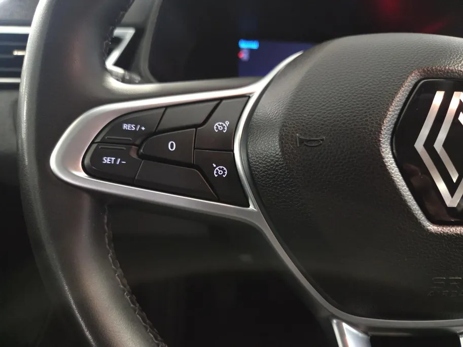 Renault Clio 1.0 TCe 90 GPF evolution | Carplay | Cruise Control | Bluetooth | Elektrische Spiegels | Parkeersensoren | Airco | 12 Maanden BOVAG Garantie |