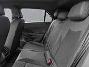 Volkswagen T-Roc 1.5 eTsi 150pk DSG R-Line First Edition · Camera · Wegklapbare Trekhaak · Stoelverwarming · Dodehoek Detectie · Elek. Achterklep · 19'' Inch · Garantie t/m 08-03-2030 of 100.000km
