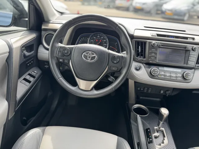 Toyota RAV4 2.5 Limited 4WD Automaat leder panodak