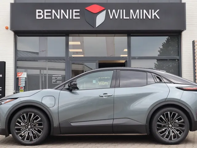 Toyota C-HR+ Executive AWD 77 kWh | Executive Plus Pack |