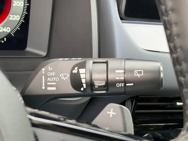 Nissan QASHQAI 1.3 Mild-Hybrid 158pk Xtronic Tekna Plus | Trekhaak |  Leder | Panoramadak | 360-Camera | App Connect | Head-Up | Keyless