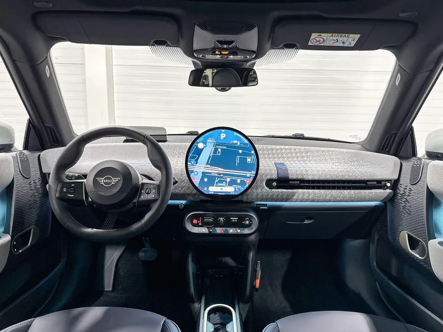 MINI Cooper 3-deurs Electric Cooper SE Favoured M 54.2 kWh