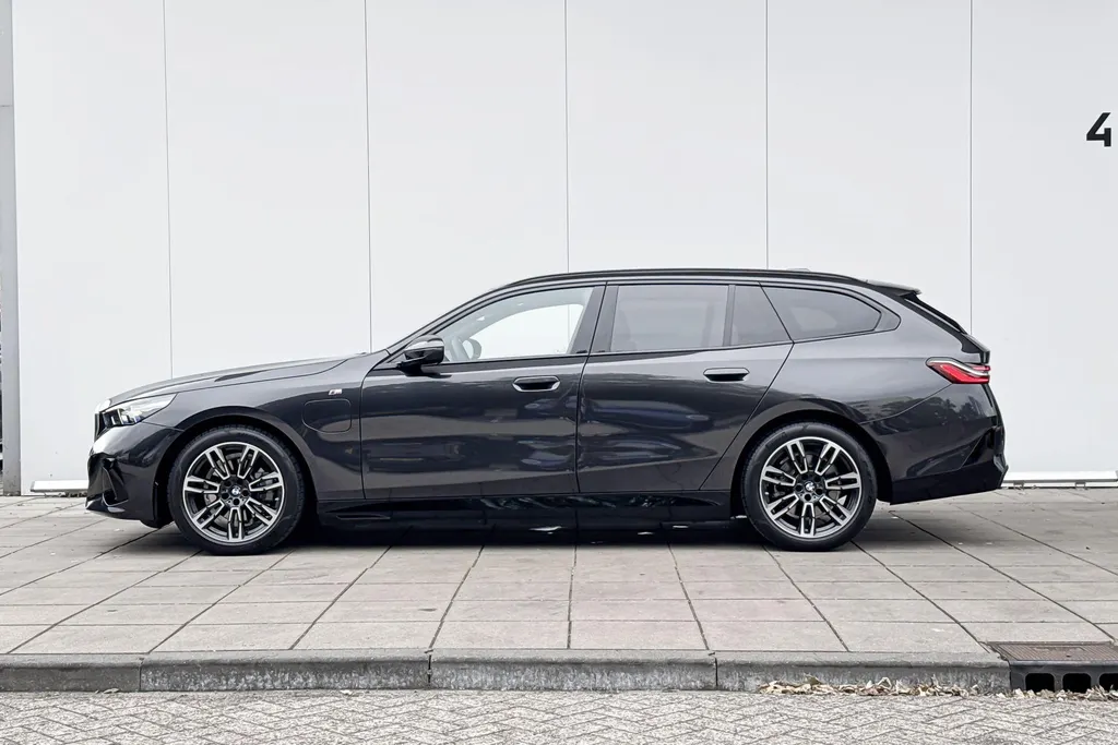 BMW 5 Serie Touring 530e M Sport Edition