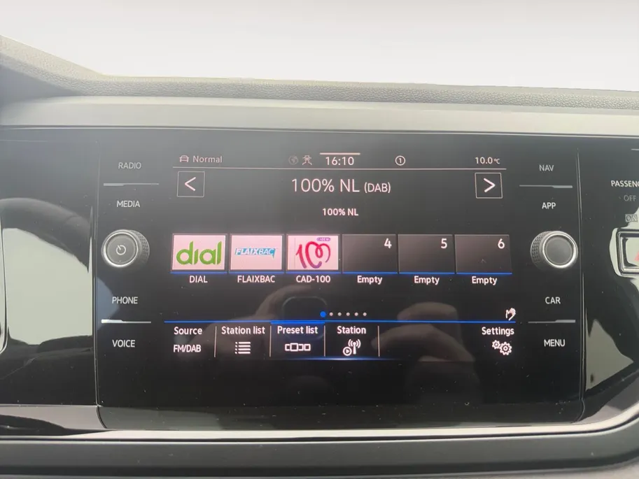 Volkswagen Taigo 1.0 TSI R-Line | Automaat | Camera | Climate Control | Apple Carplay/Android Auto | Keyless | Sportstoelen | R-Pakket