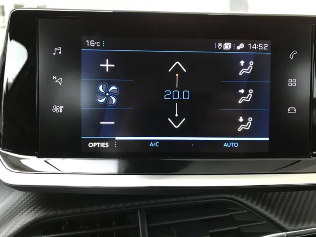 Peugeot 2008 1.2 PureTech Style | Camera | Navigatie