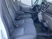 Ford Transit 350 2.0 TDCI 130 pk L3H2 Trend Navigatie - Apple Carplay/ Android Auto - Achteruitrijcamera - laadruimtebescherming