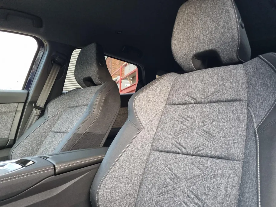 Renault Espace E-Tech full hybrid 200 techno 7p. Nu op voorraad bij Zeeuw & Zeeuw Naaldwijk  // 4.000 Euro voorraad voordeel // Incl. 5 jaar garantie