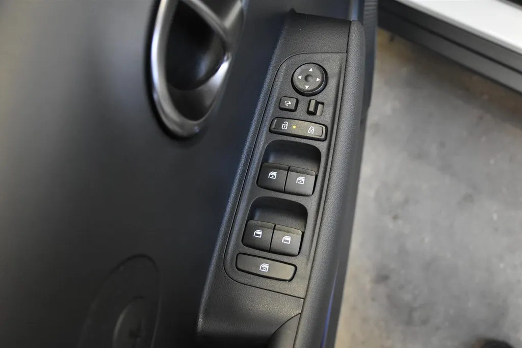 Hyundai Inster Evolve 49 kWh | Adaptieve Cruise + Climate Control I Navi + Camera