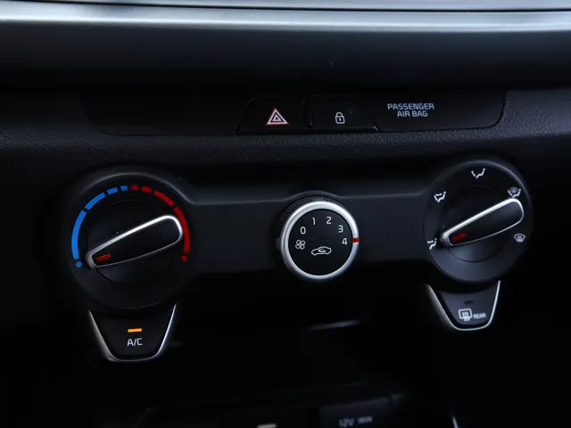 Kia Rio 1.0 T-GDi 100 PK DynamicLine | CAMERA | CRUISE | APPLE | LICHTMETAAL