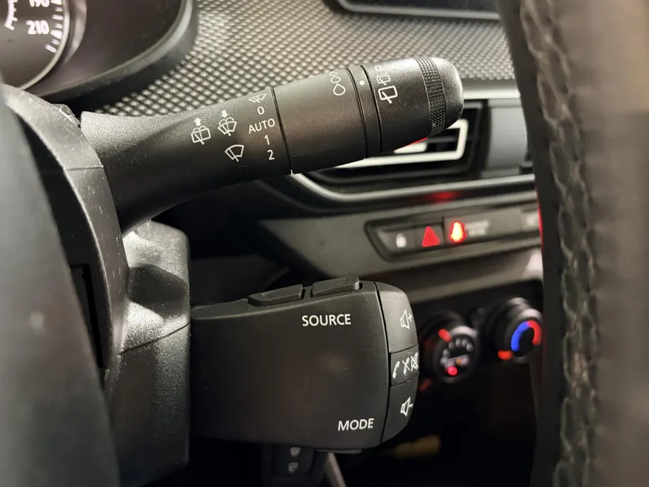 Dacia Sandero 100PK TCe ECO-G Expression | 1e eigenaar | Airco | Parkeersensoren | Camera | Apple CarPlay/Android Auto | Elektrische Ramen & Spiegels | Licht & Regen Sensor | Full LED |