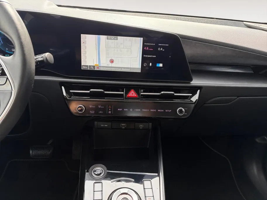 Kia Niro 1.6 GDi Hybrid DynamicLine | Trekhaak | All Season Banden | Navigatie | Apple Carplay/Android | Cruise Control | 1e Eigenaar | 1.300 kg trekgewicht |