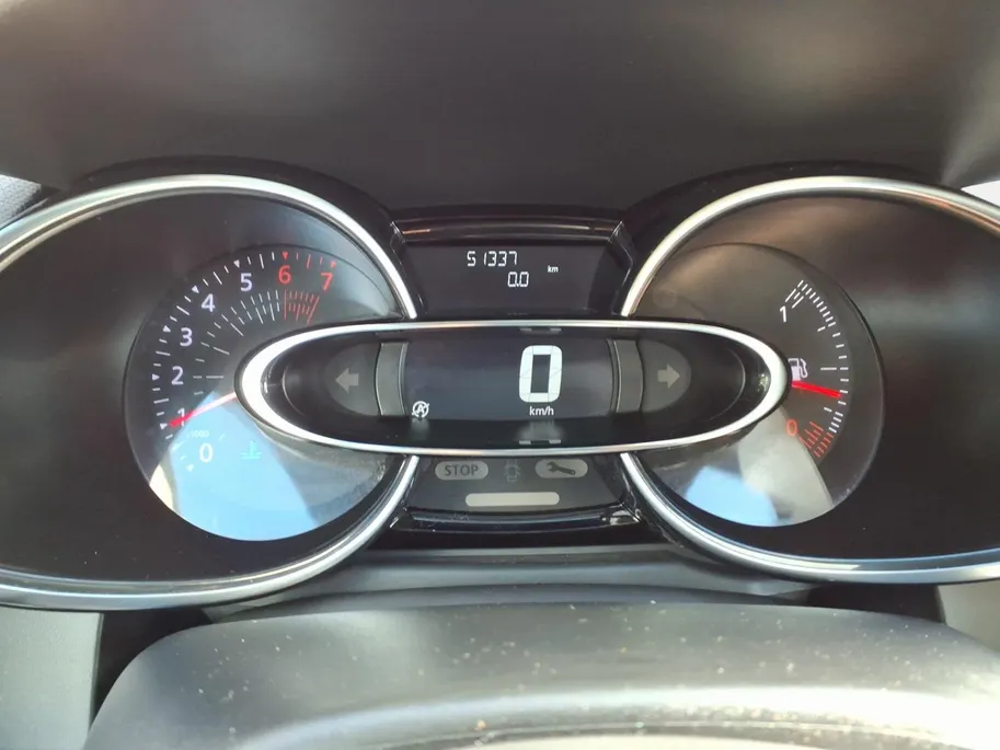 Renault Clio Estate 0.9 TCe Intens Navi , climate , parkeersensor , tel , lm velgen , usb , cruise .