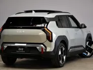 Kia EV3 58,3 kWh 204pk Plus Advanced