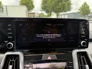 Kia Sorento 1.6 T-GDI Plug-in Hybrid 4WD Edition 7p. | Dealer onderhouden | Trekhaak | Apple Carplay / Android Auto | Navigatiesysteem | Elektrisch Schuif / Kanteldak | Head-up Display |  Elektrisch Verstelbare Voorstoelen | Bestuurdersstoel Met geheugen | Stoelverwa