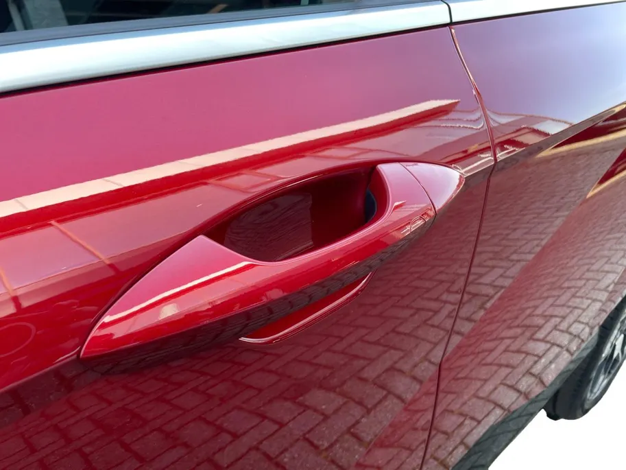 Hyundai Kona Electric Premium 64.8 kWh | Nieuw | Uit voorraad leverbaar | Zeer compleet | 440 km range | Hyundai Rotterdam - Noord |