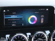 Mercedes-Benz GLA 250 e AMG Line l Stoelverwarming l Leder l Achteruitrij camera
