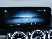 Mercedes-Benz GLA 250 e AMG Line l Stoelverwarming l Achteruitrij camera l Ambiente lichtpakket
