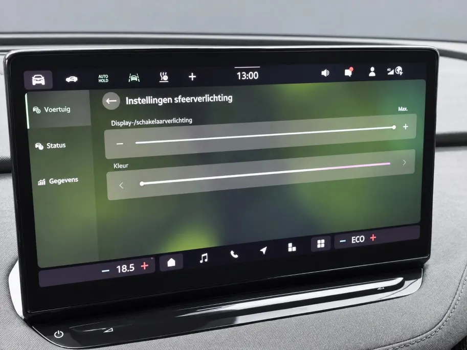 Škoda Elroq 60 204pk Selection · SOH 98,3% · Camera · Apple/Android Car Play · P-Sensoren · Cruise Control · Dodehoek Detectie · 19'' Inch · Apple/Android Car Play ·