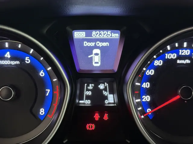 Hyundai i30 1.6 i-Motion Pl. navigatie