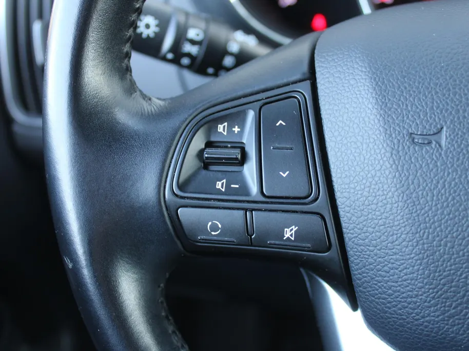 Kia Rio 1.2 CVVT ComfortLine | Apple Carplay/Android Auto | Navi Pioneer  | Airco | Cruise | All seasons | Dealeronderhouden |