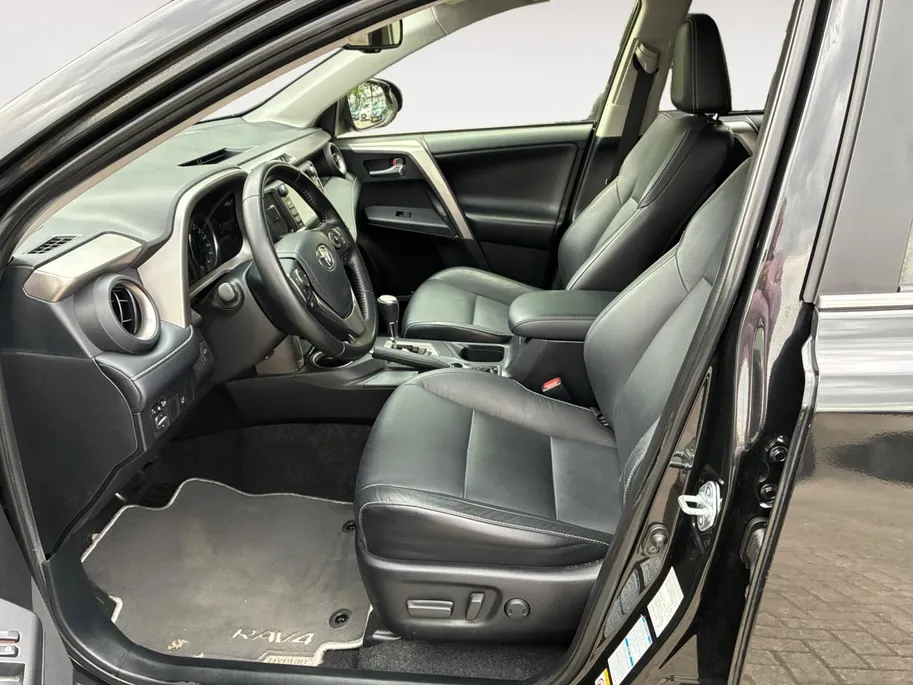 Toyota RAV4 2.5 Hybrid AWD Energy Plus | Leder | Navigatie | Cruise Control