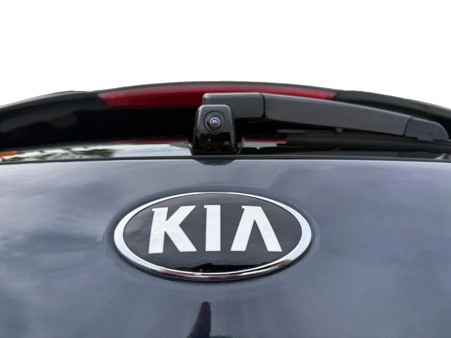 Kia Niro 1.6 GDi Hybrid DynamicLine | NAVI | CAMERA | SCHUIFDAK | TREKHAAK | CLIMATE & CRUISE CONTROLE | LAGE KM. STAND | ETC...