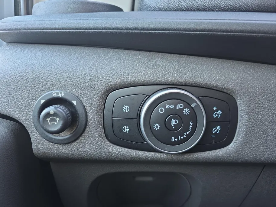 Ford Transit 310 2.0 TDCI L2H2 Trend Automaat | 1e Eigenaar | Trekhaak | Android Auto/Apple Carplay | Airco | Cruise Control | Achteruitrijcamera | Laadruimteverlichting | 12 maanden garantie