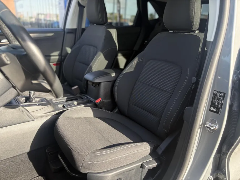 Ford Kuga 1.5 EcoBoost Titanium X | TREKHAAK 1800 kg | ADAPTIVE CRUISE | NAVI