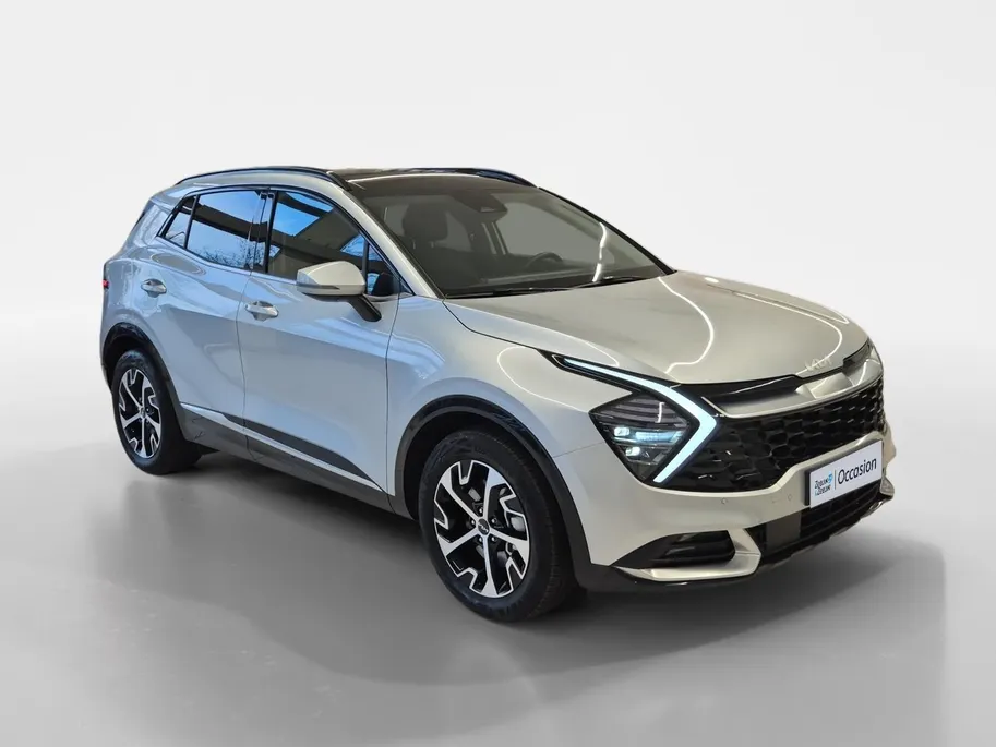 Kia Sportage 1.6 T-GDi Hybrid DynamicPlusLine | Cruise Control | Climate Control | Elektrisch Verstelbare Stoelen | Panoramadak | Camera | Navigatie | Stoelverwarming | Stuurverwarming |