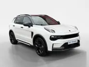 Lynk & Co 01 1.5 More |Schuif-kanteldak| Navigatie| 360 graden camera |Stoel/stuurverwarming| Lederen bekleding|
