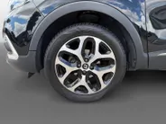Renault Captur 90PK TCe Intens | Trekhaak | Navi | Climate Control | Bluetooth | Camera | Parkeersensoren | Cruise Control | Armsteun | Licht & Regen Sensor | Blind Spot |