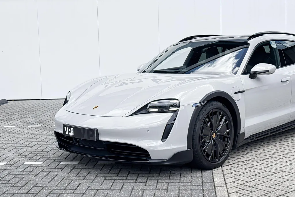 Porsche Taycan Cross Turismo 4 93 kWh
