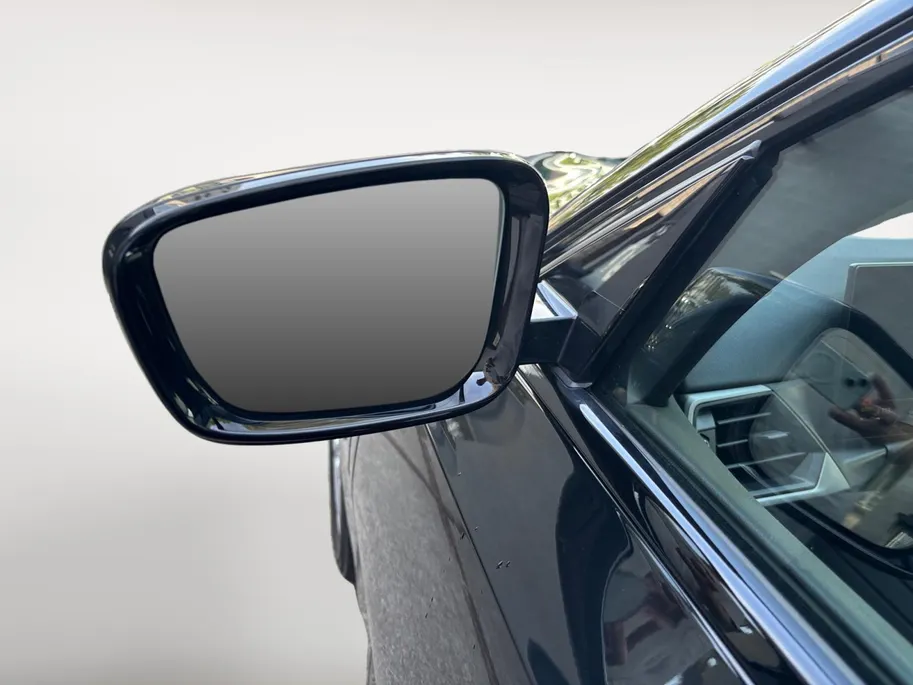 BMW 3 Serie Touring 320e | Leder |  Dealer onderhouden | Blackpack | Virtual cockpit | Camera |