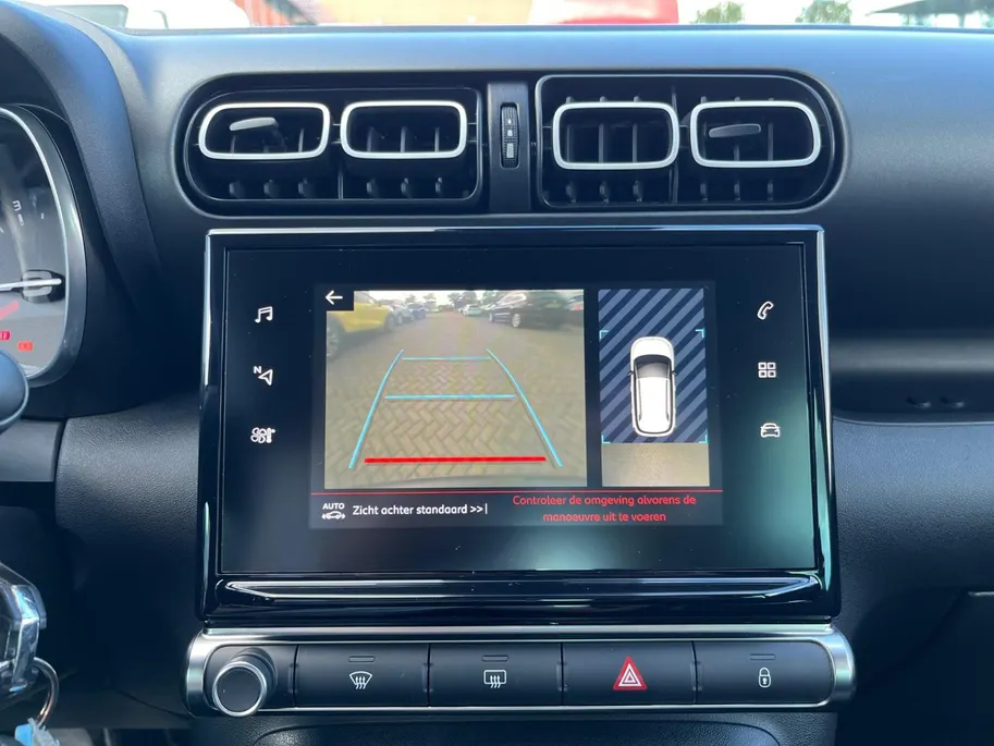 Citroën C3 Aircross 1.2 PureTech S&S Shine | Stoelverwarming | Cruise Control | Parkeersensoren | Parkeer Camera | Climate Control |