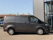 Ford Transit Custom 280 2.0 TDCI L1H1 Limited DUBBELE ZIJSCHUIFDEUR I TREKHAAK I BI-XENON KOPLAMPEN I WINTER PACK I APPLE CARPLAY / ANDROID AUTO I