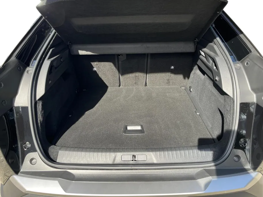 Peugeot 3008 1.2 Hybrid 136 GT | Focal Audio | 360 camera | Panoramadak | Carplay